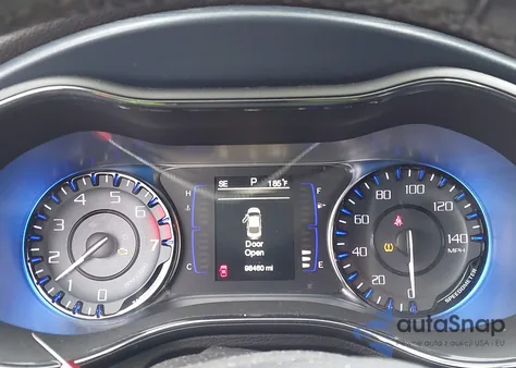 2015 Chrysler 200 S z USA, uszkodzony, nr VIN 1C3CCCBB9FN675978